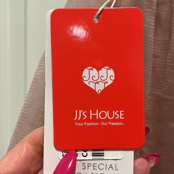 NWT Flower Girl Dress SIZE 4 5 Dusty Rose wedding party JJ’s House Heart cut out - Picture 8 of 13